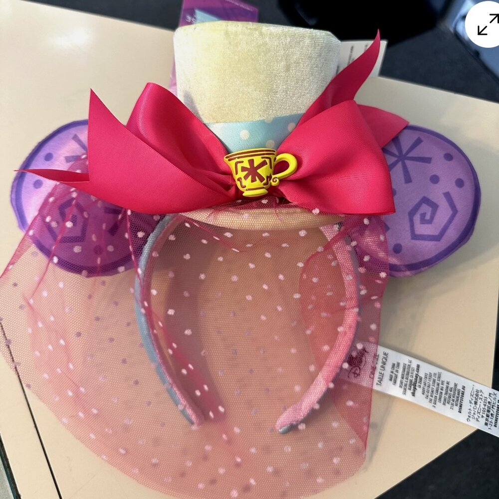 Minnie Mouse: The Main Attraction Ear Headband – Mad Tea Party – Limited Edition
